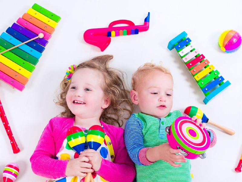🎵 Unlock Your Child's Potential with Musical Toys (Age-By-Age Guide) 🎵
