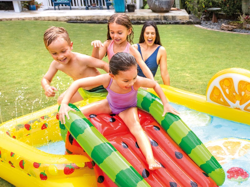 🌻 Spring is Coming: Turn Your Backyard into a Kid's Paradise! 🏡