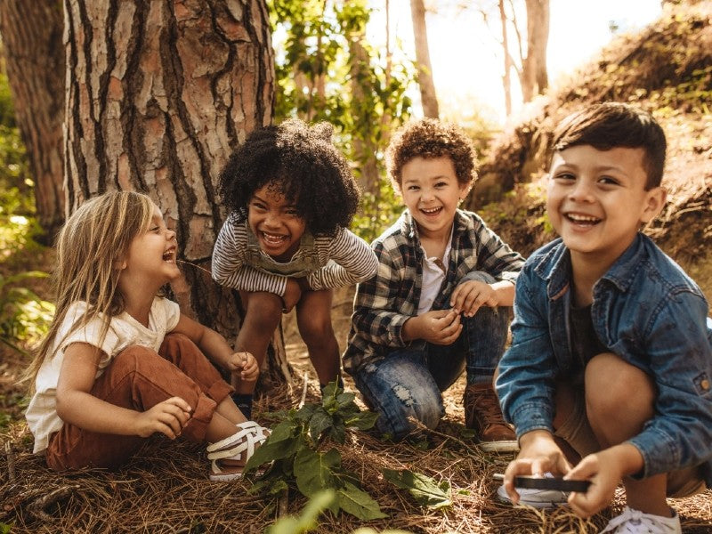 10 Tips for Raising Happy and Confident Kids