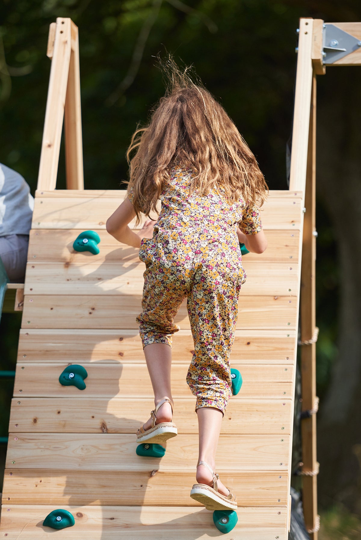 Climbing Pyramid Play Centre by Plum Play