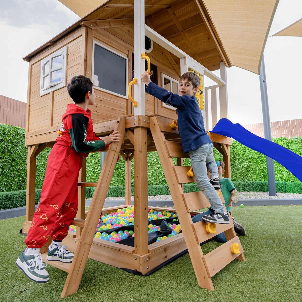 Lifespan Kids Warrigal Cubby House with Blue Slide