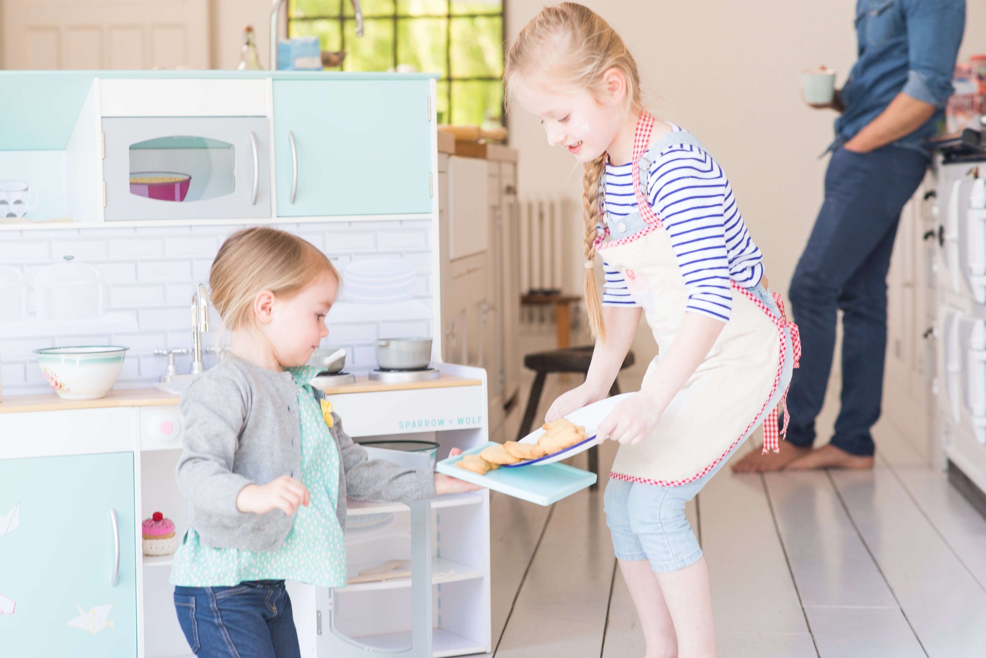 Plum 2-in-1 Peppermint Townhouse Kitchen