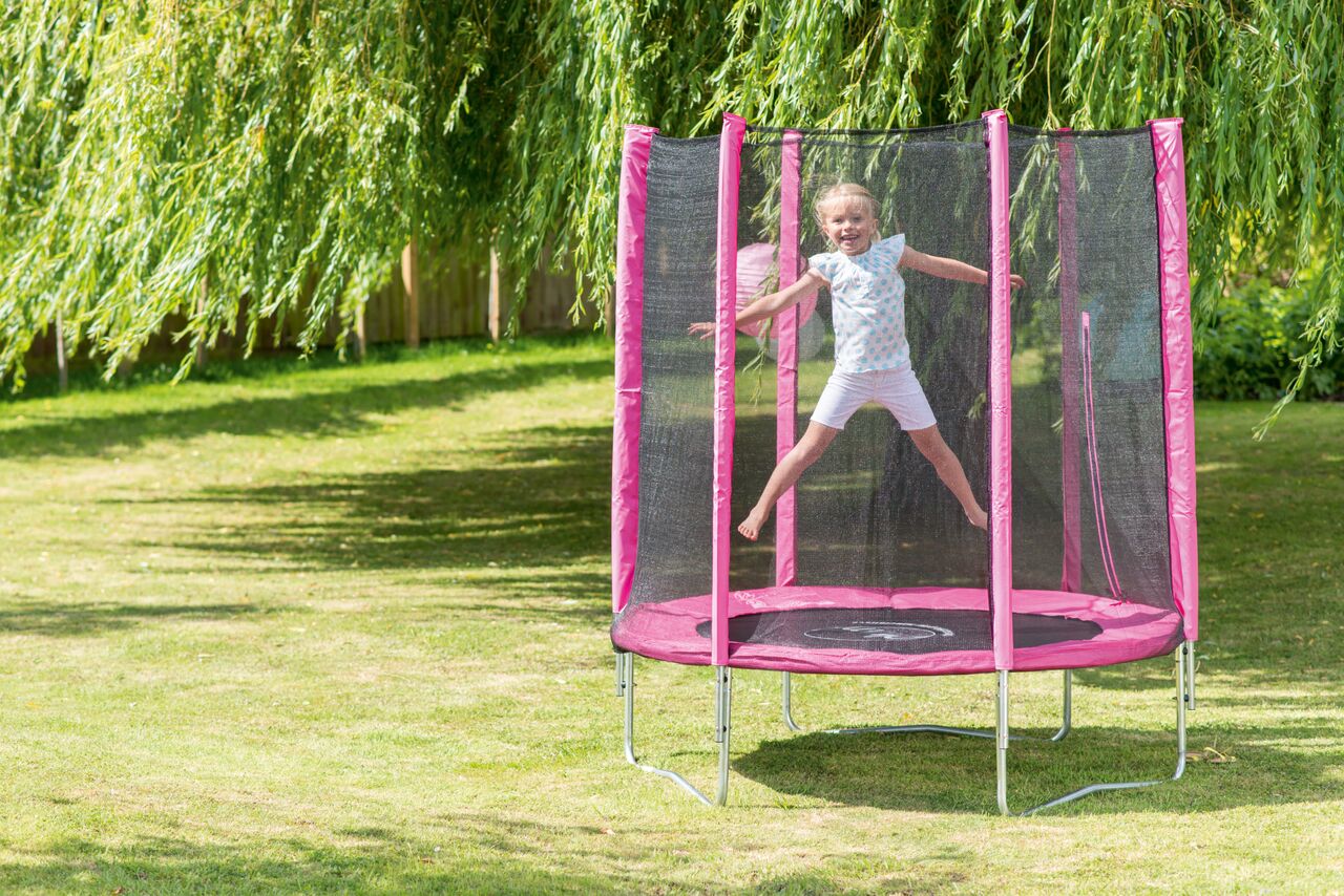 Kids pink clearance trampoline